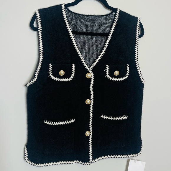 Mink- Velvet fuzzy designer vest in Black - Picture 4 of 10